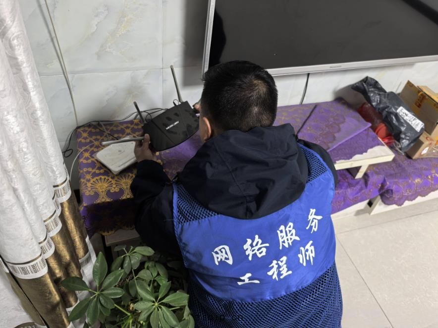 新型詐(zhà)騙，已(yǐ)有多個(gè)小(xiǎo)區居民被騙(piàn)！看到這個請(qǐng)立即報警(jǐng)！